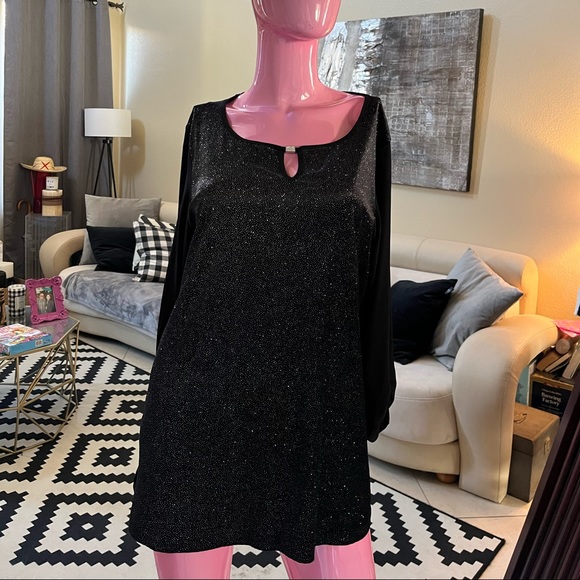 NWT Glitzy Black Blouse - Picture 1 of 6
